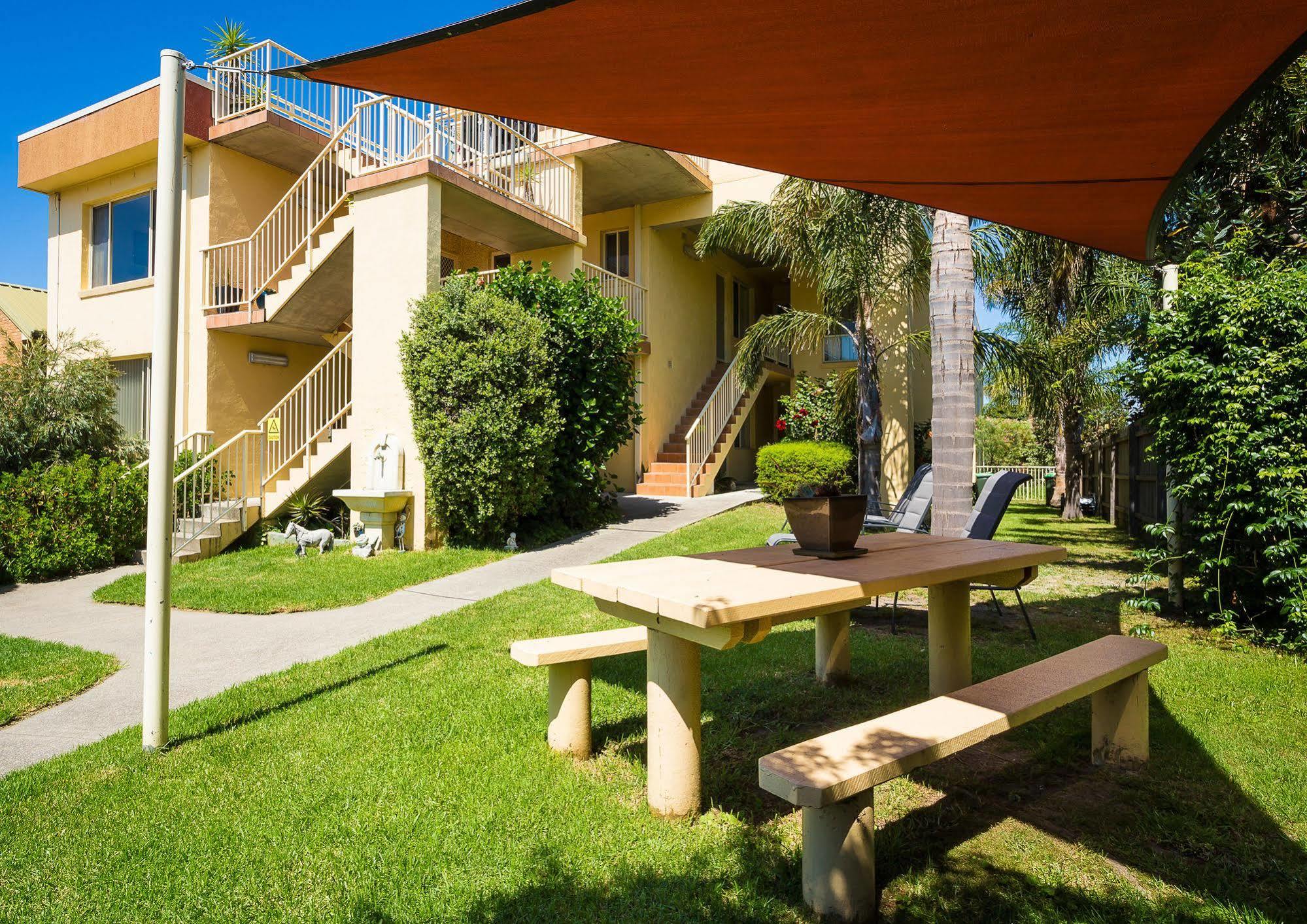 Baywatch Apartments Меримбула Экстерьер фото